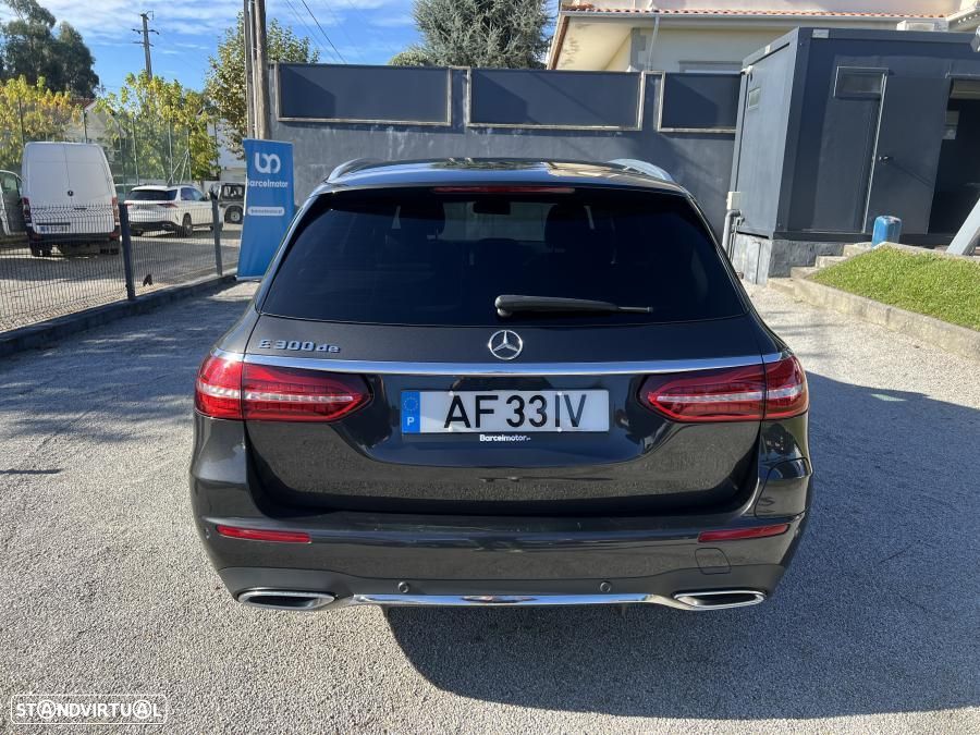 Mercedes-Benz E 300 de AMG Line - 5
