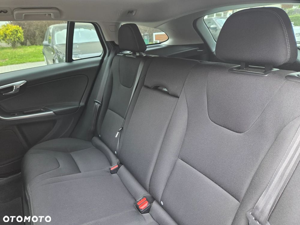 Volvo V60 D2 Kinetic - 12