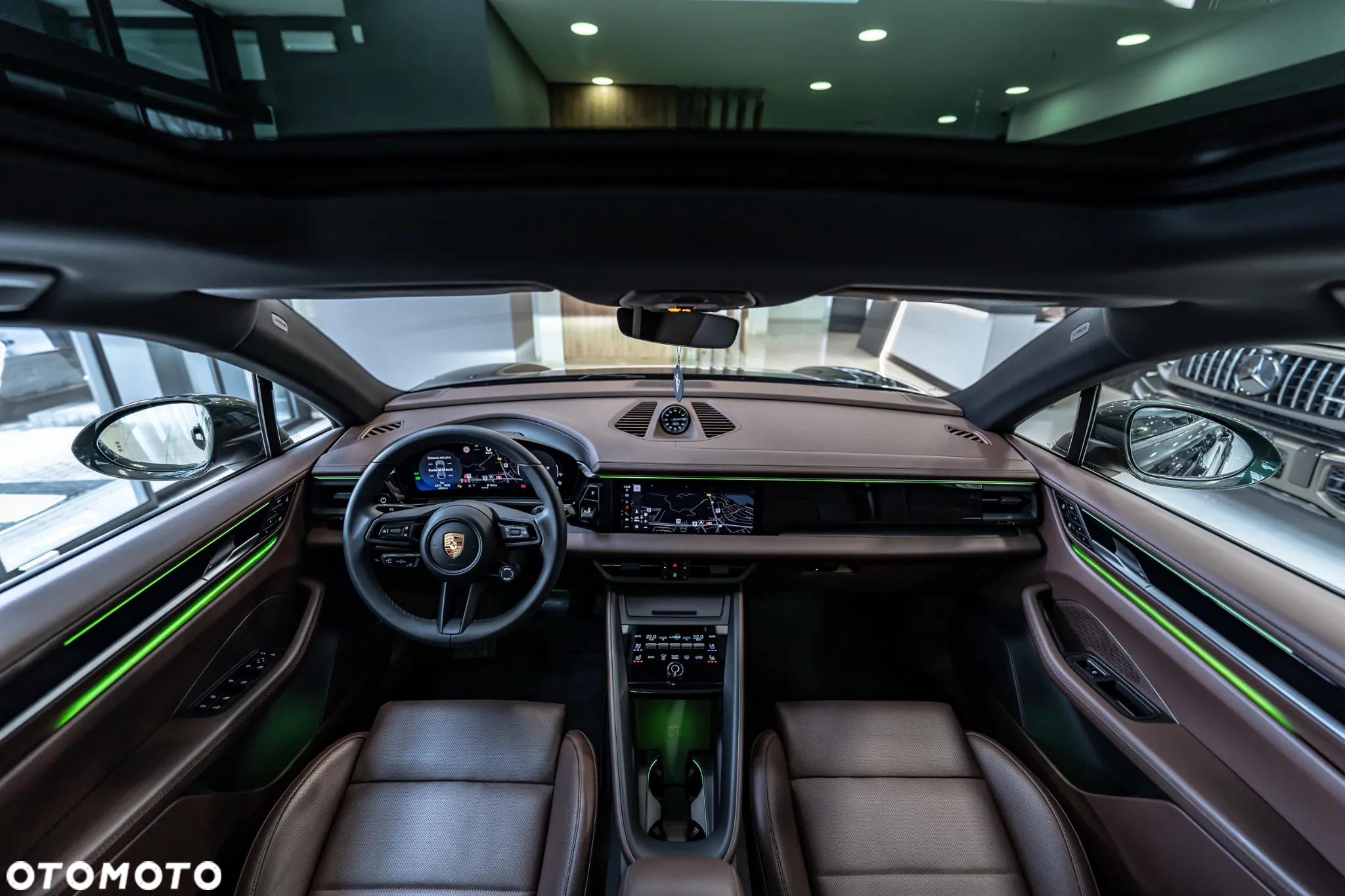 Porsche Macan 4 - 35