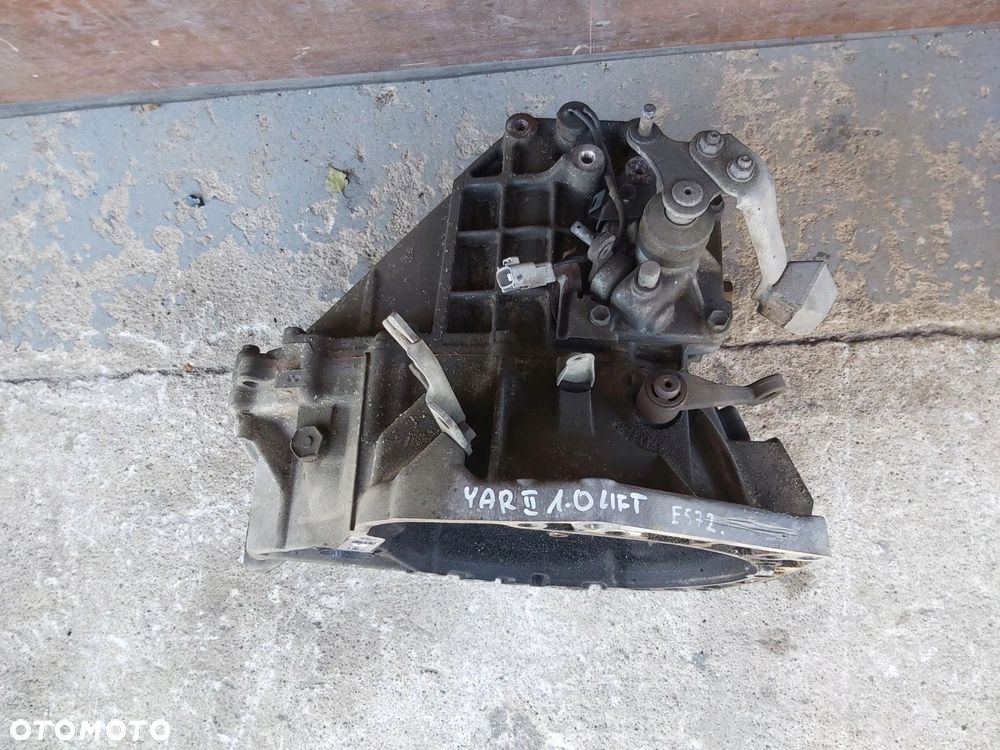 Toyota Yaris II 1,0 skrzynia biegów - 3