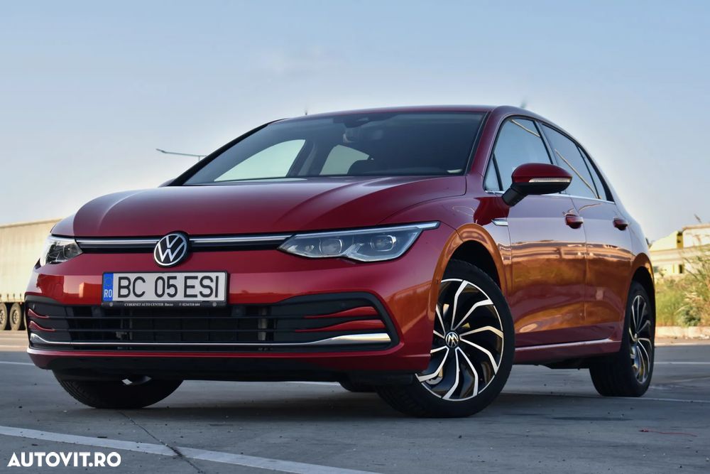 Volkswagen Golf 1.5 eTSI ACT DSG MHEV Style - 4