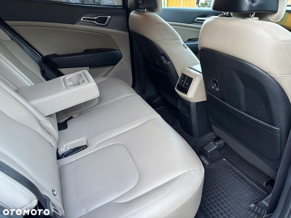 Kia Sportage 1.6 T-GDI HEV Business Line 4WD - 10