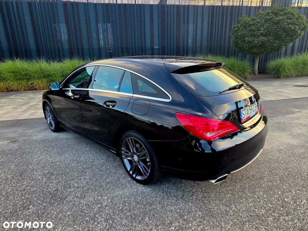 Mercedes-Benz CLA 200 Urban - 8