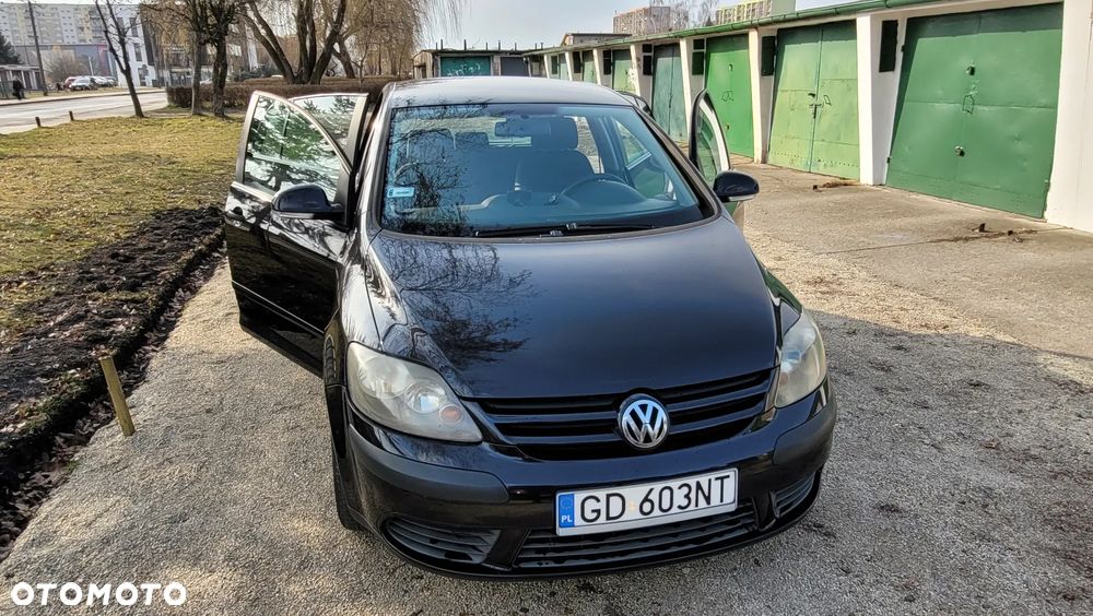 Volkswagen Golf Plus 1.6 FSI Comfortline - 9