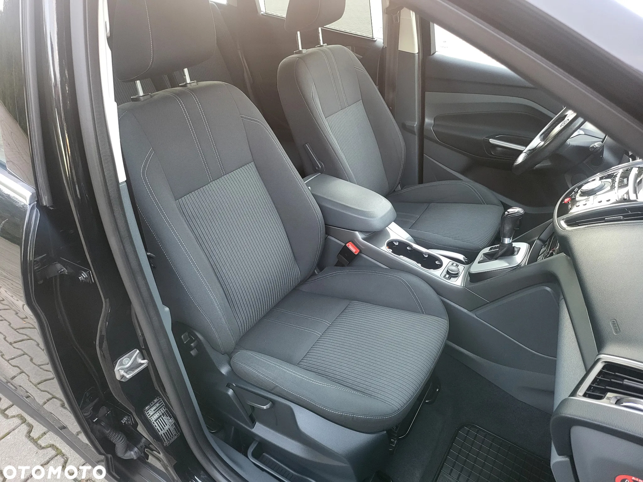 Ford C-MAX 2.0 TDCi Titanium - 21