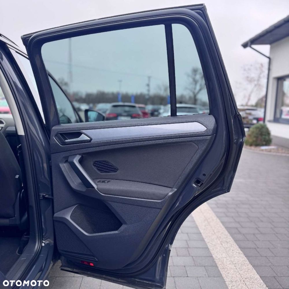 Volkswagen Tiguan - 28