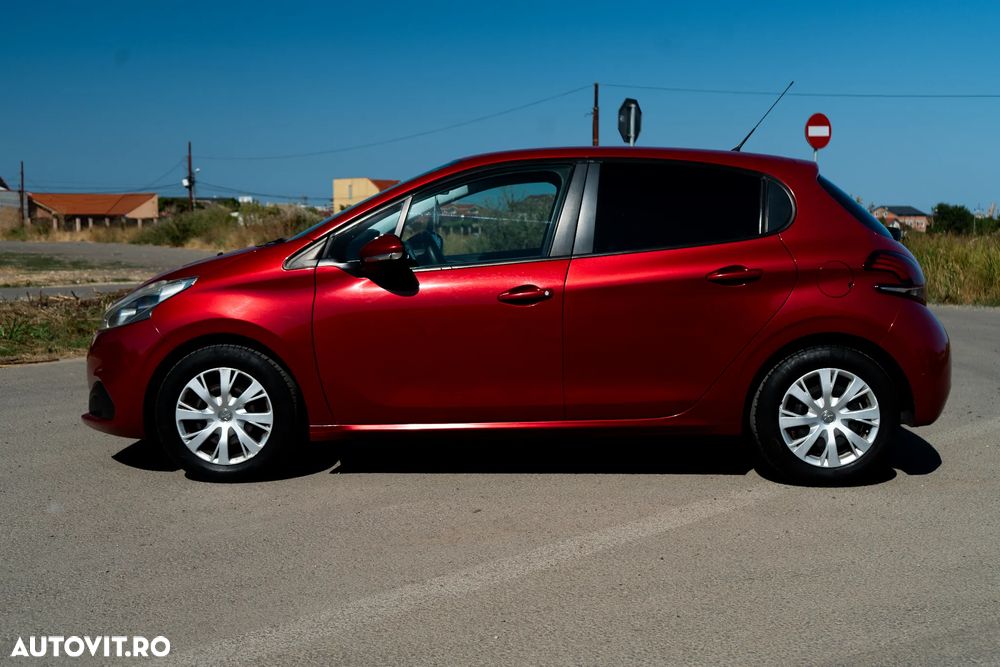 Peugeot 208 1.2 L PureTech Active - 13
