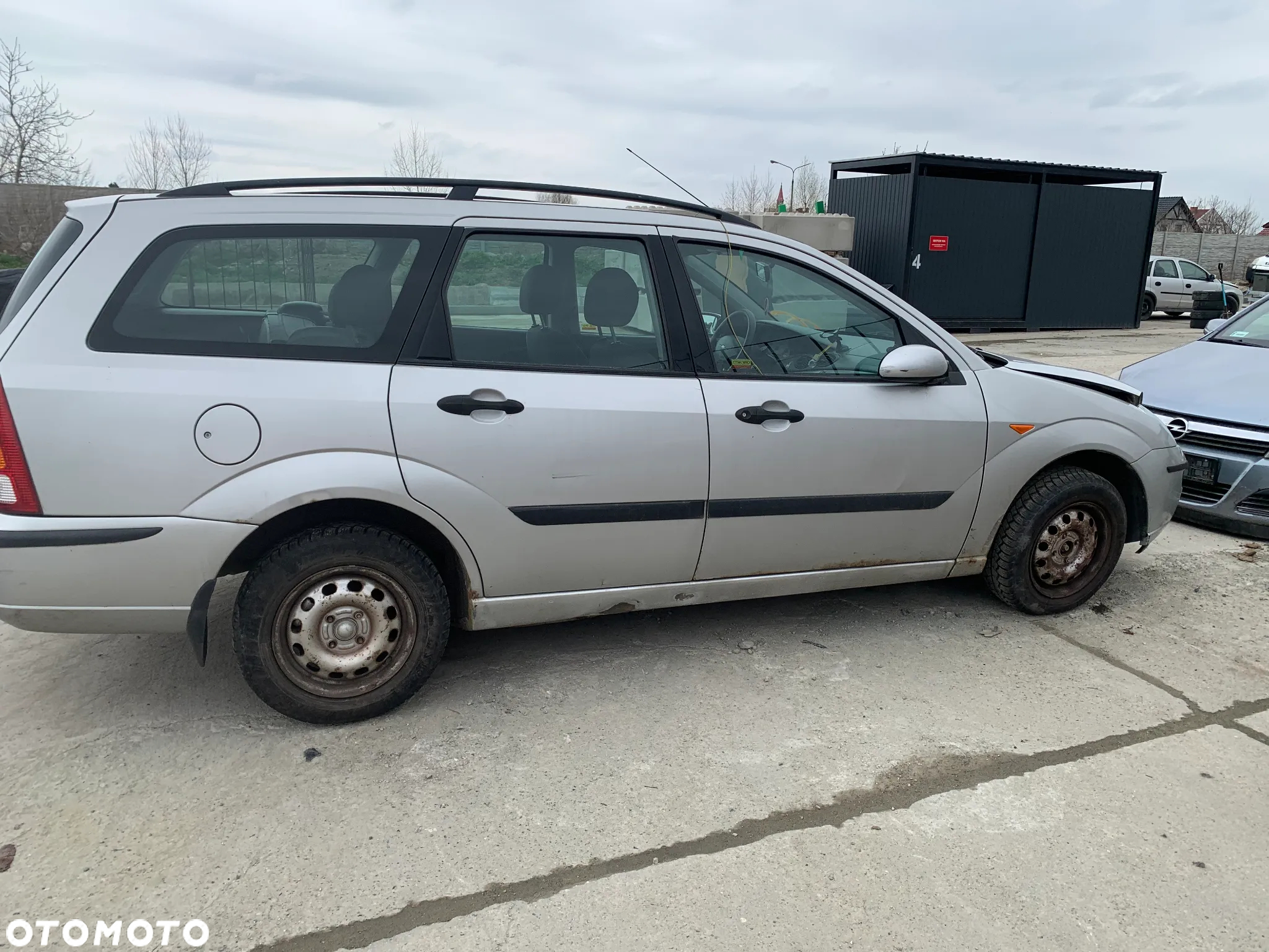 FORD FOCUS MK1 2000r 1.8 DIESEL C18DC4X *SAMOCHÓD NA CZĘŚCI* 115 LAMPA LUSTERKO DRZWI MASKA KLAPA BELKA ZDERZAK BŁOTNIK PRAWA LEWA PRZÓD TYŁ - 4