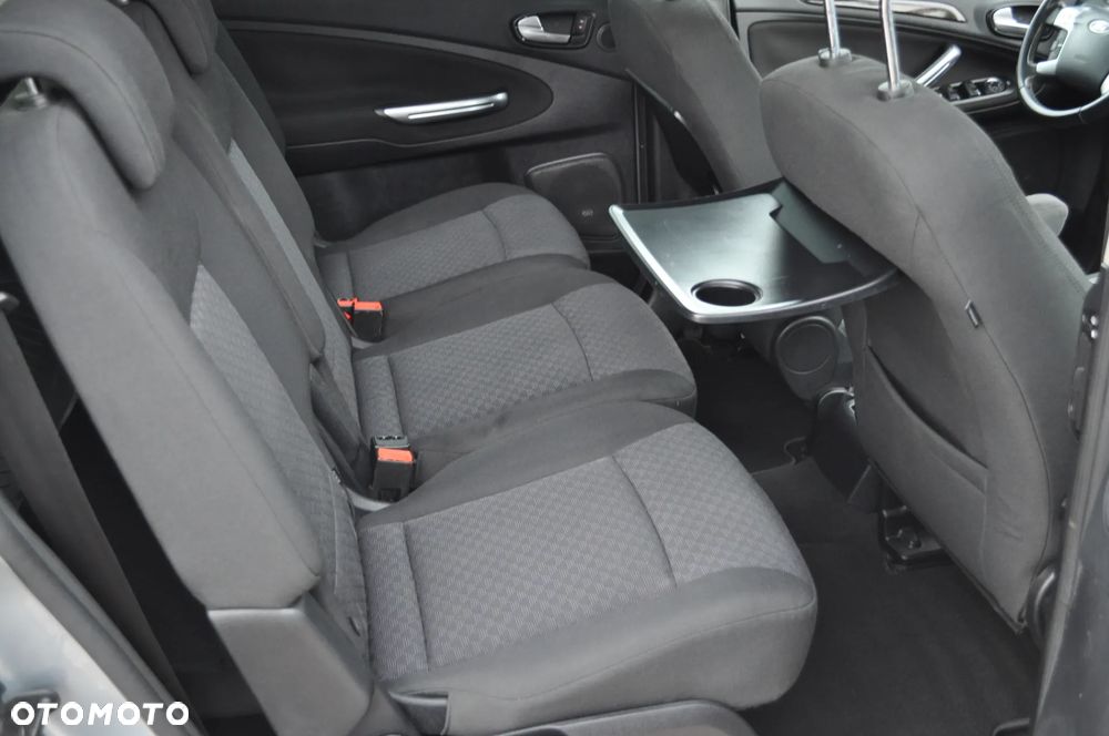 Ford Galaxy 2.0 TDCi Ghia - 33