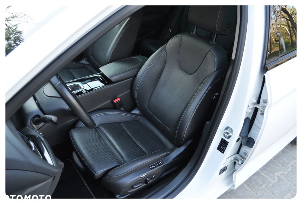 Opel Insignia 2.0 T Business Elegance S&S - 17