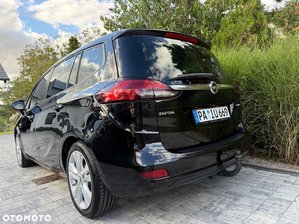 Opel Zafira 1.4 T Cosmo EcoFLEX S&S EU6 - 18