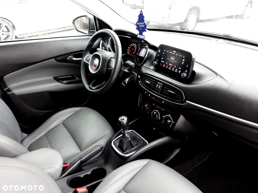 Fiat Tipo 1.6 MultiJet Mirror - 19