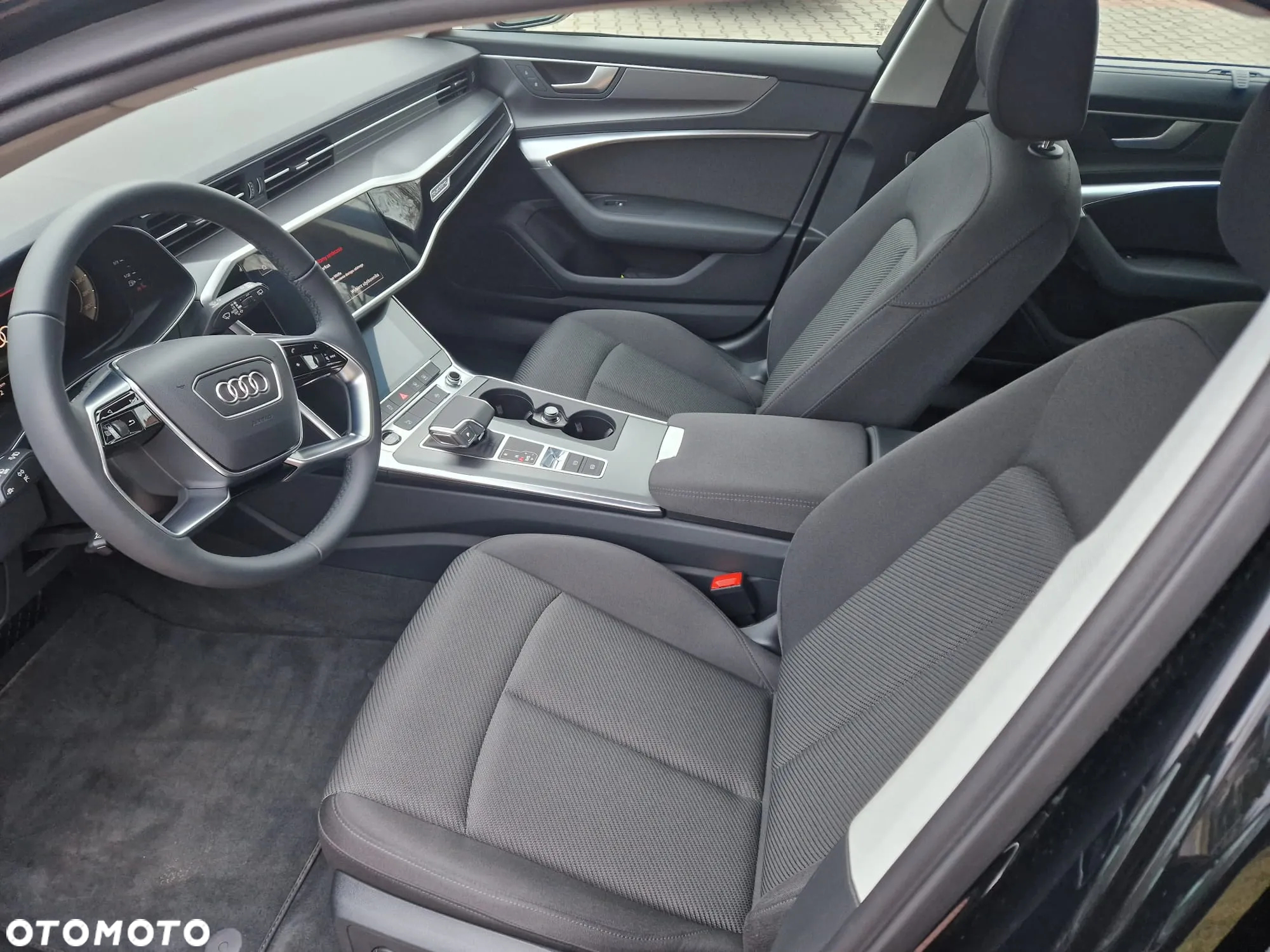 Audi A6 Avant 50 TFSI e quattro S tronic - 25