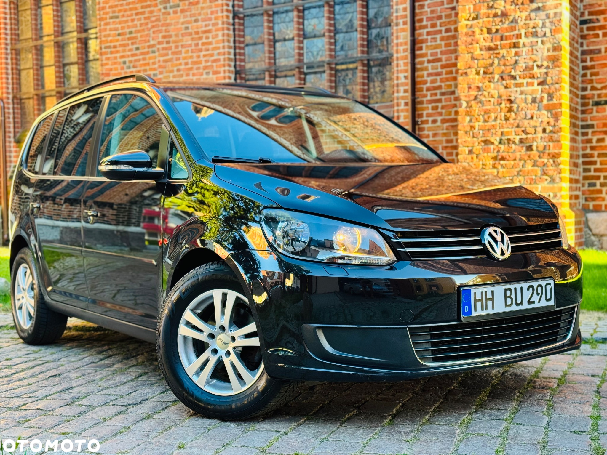 Volkswagen Touran 1.6 TDI DPF BlueMotion Technology DSG Comfortline - 20
