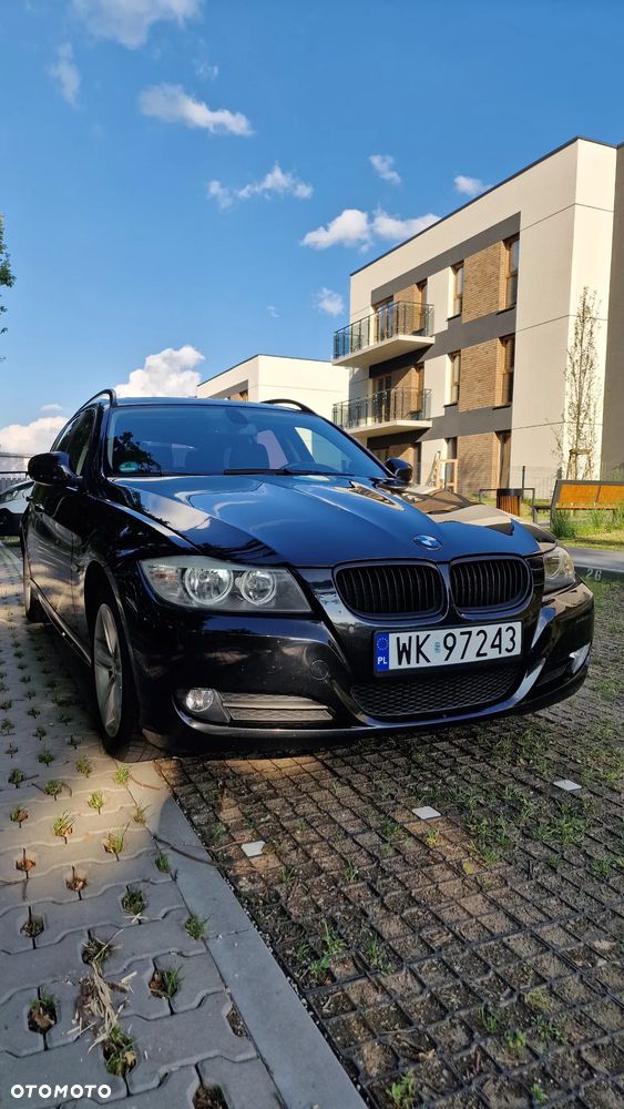 BMW Seria 3 320i - 1