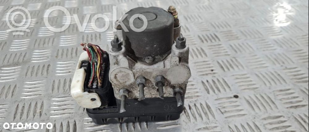 Toyota Rav4 II Pompa ABS - 2