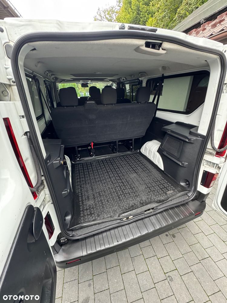 Renault Trafic 2.0 dCi Escapade - 25