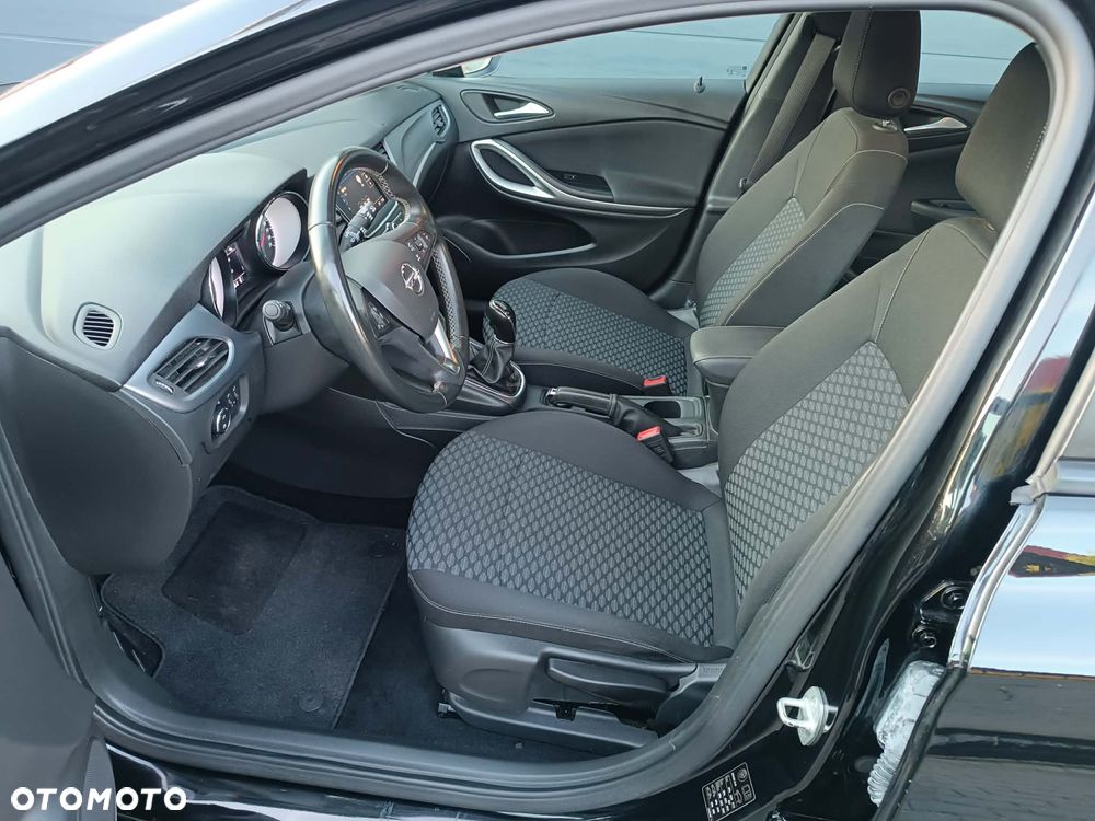 Opel Astra - 14
