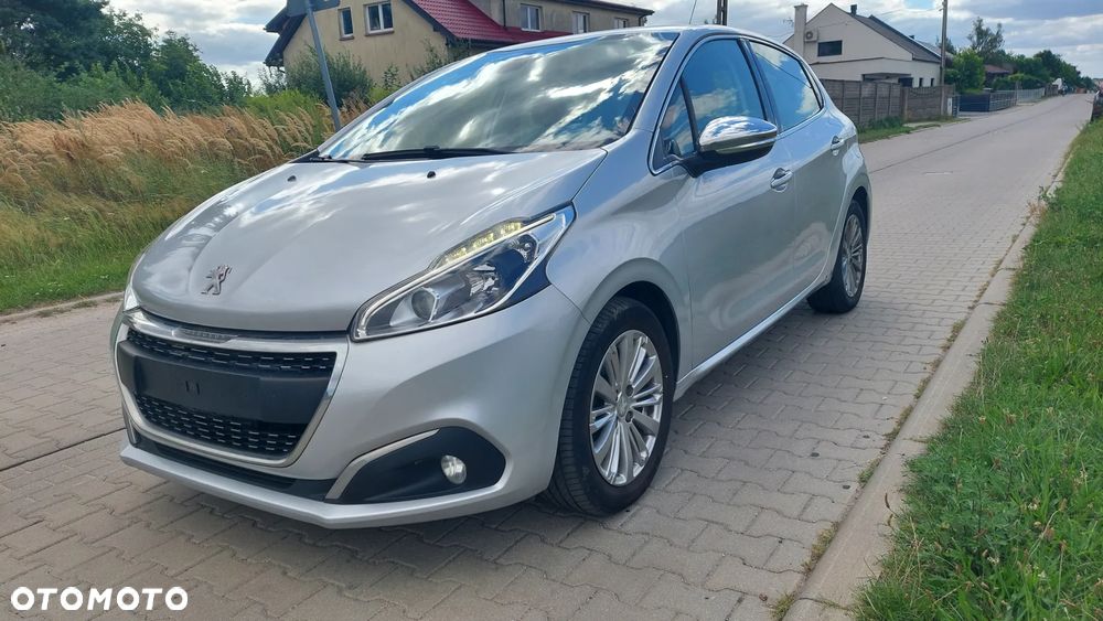 Peugeot 208 PureTech 82 Start & Stop Allure - 1