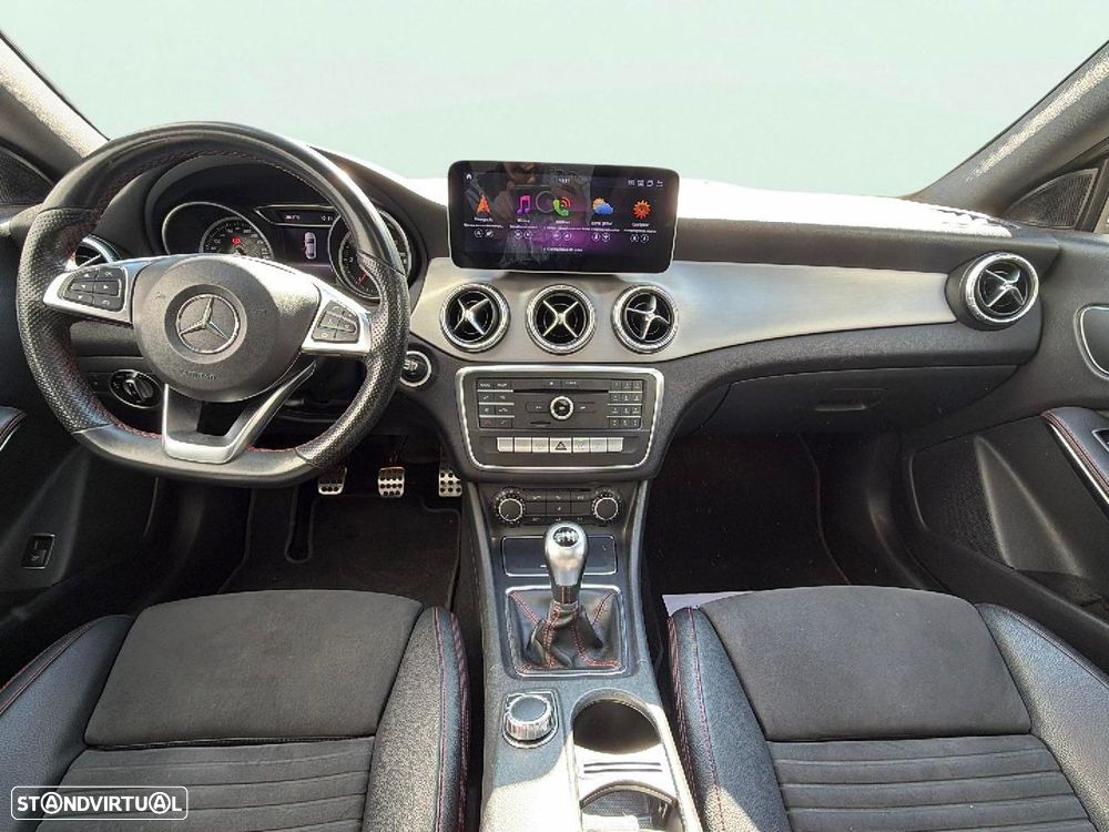 Mercedes-Benz CLA 180 - 9