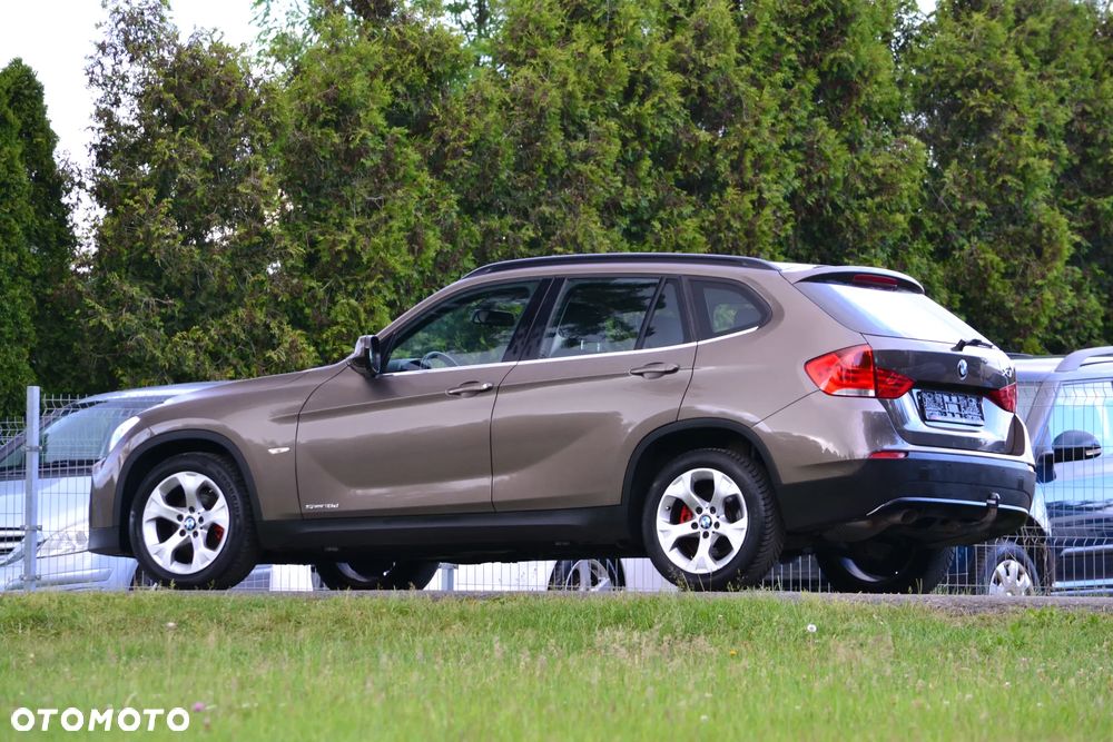 BMW X1 sDrive18d xLine - 16