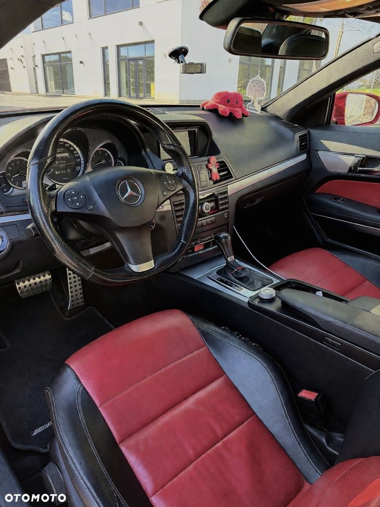 Mercedes-Benz Klasa E 350 CDI BlueEff - 14