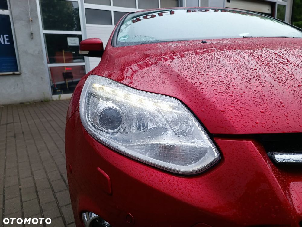Ford Focus 1.6 EcoBoost Titanium - 11