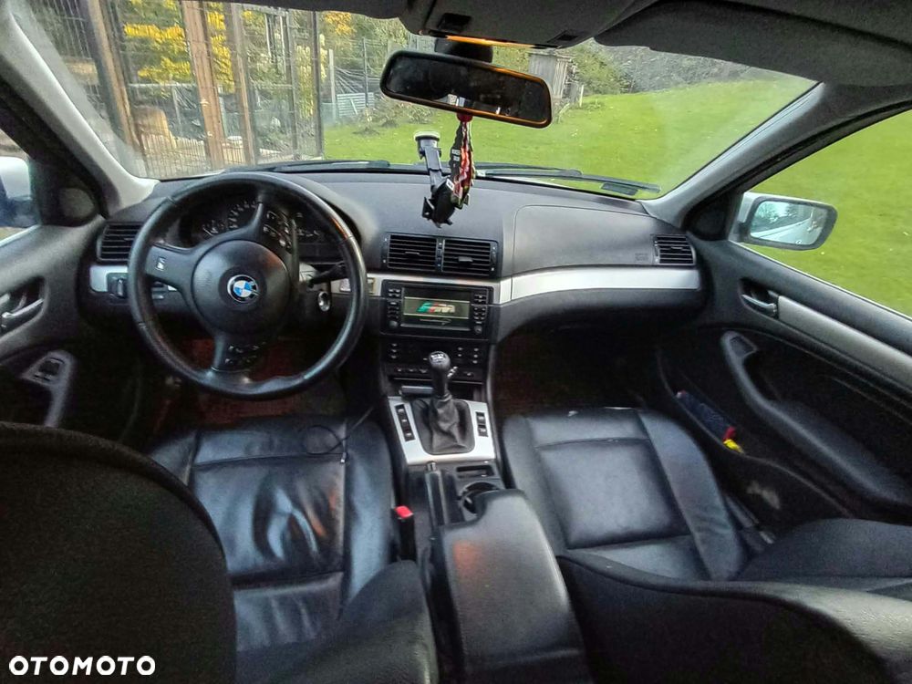 BMW E46 2004 photo 5