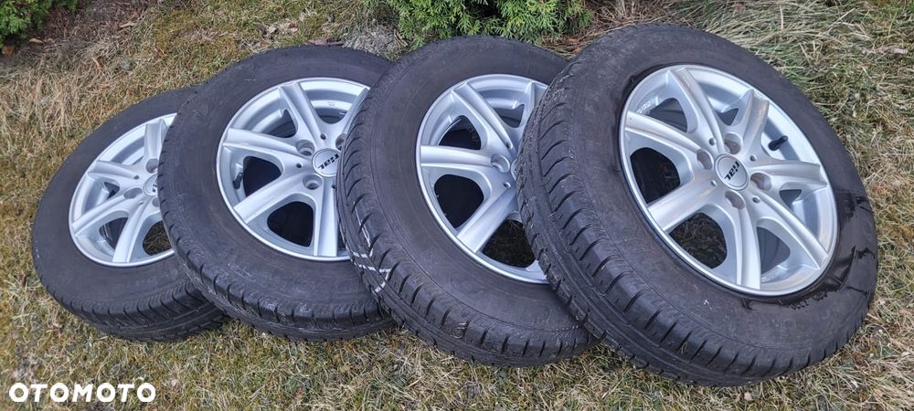 Hyundai i20 1.2 UEFA EURO 2012 Edition - 12