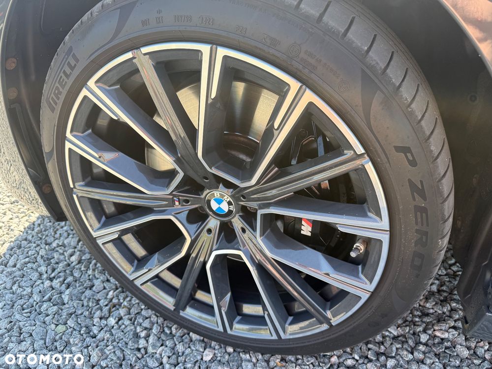 BMW Seria 7 750i xDrive sport - 10