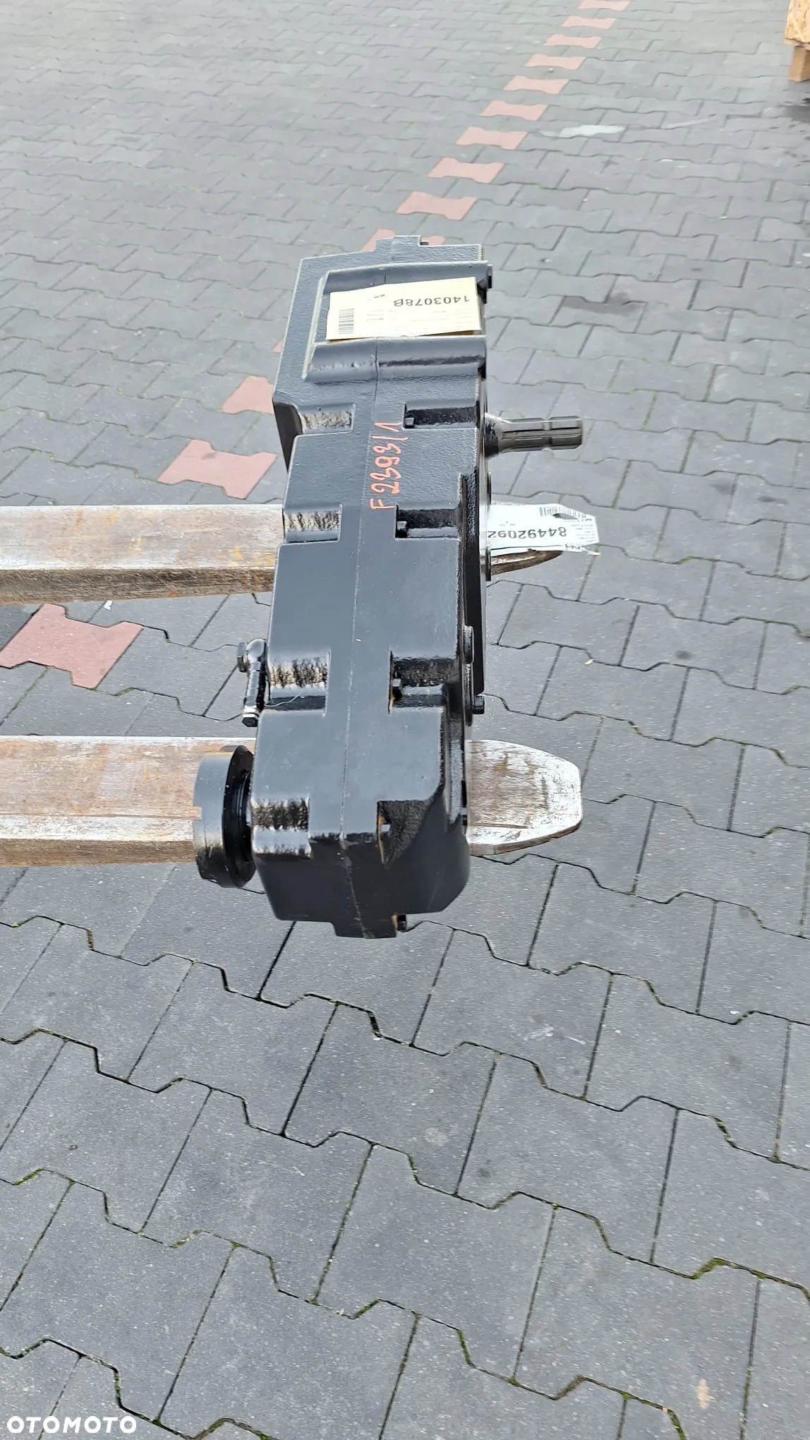 wałek wom pto przedni przód 84492092 1403078b 33044336c case magnum 310 340 250 280 380 - 6