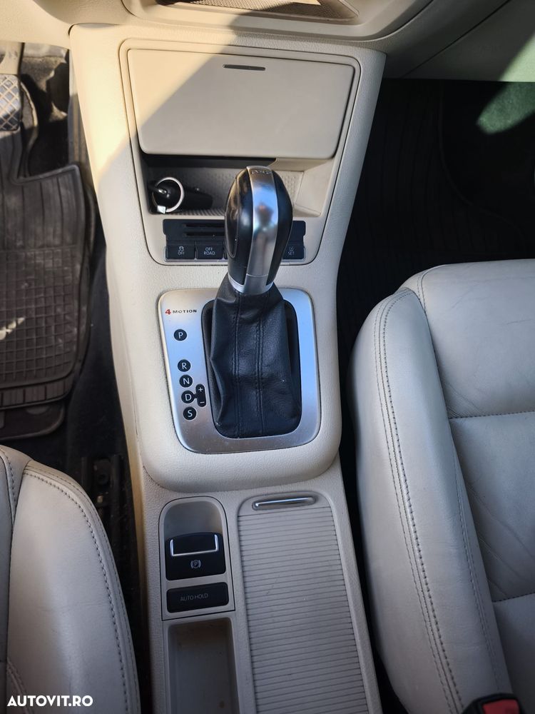 Volkswagen Tiguan 2.0 TDI CR DPF 4Motion DSG Sport&Style - 8