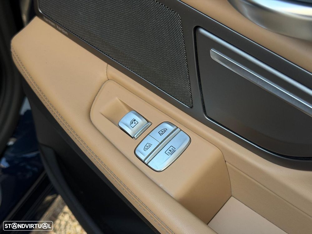 BMW 750 d xDrive Pack M - 32