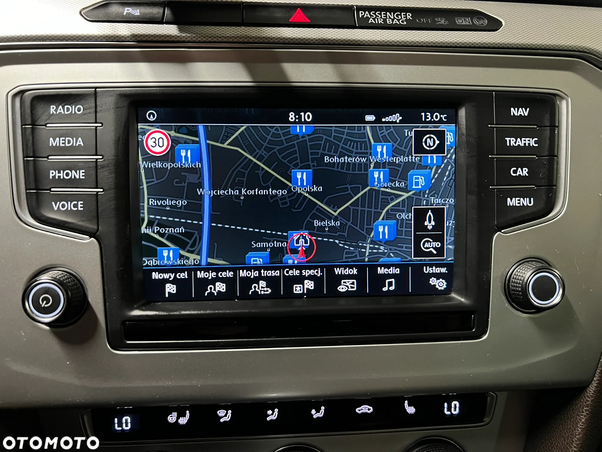 Volkswagen Passat Variant 1.6 TDI SCR DSG Trendline - 13