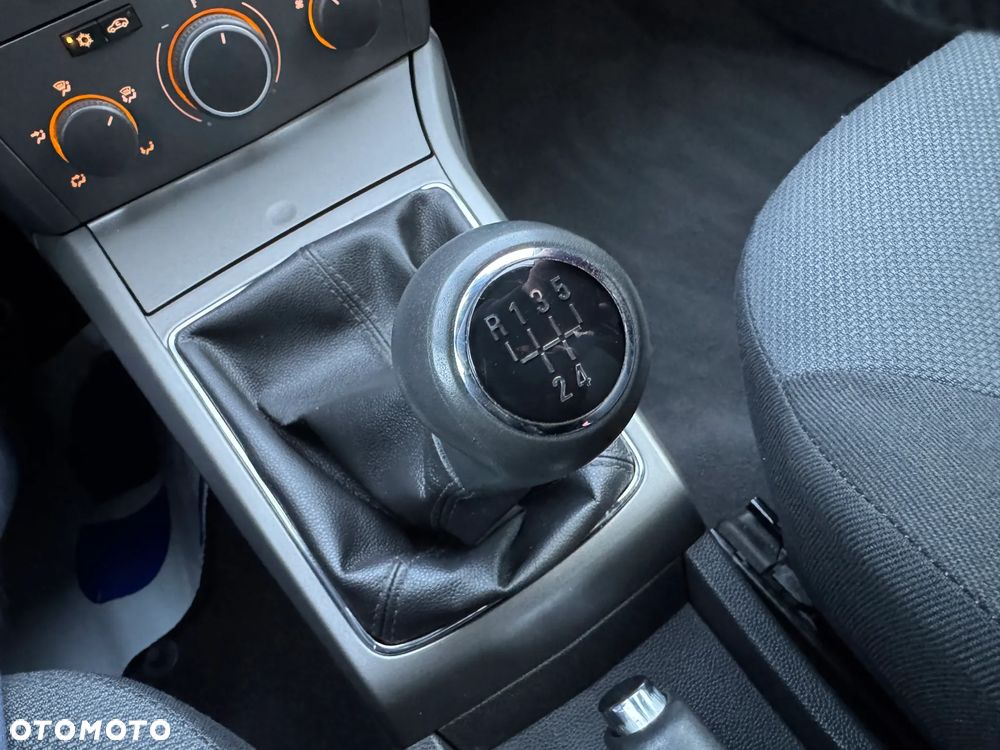 Opel Astra 1.6 Edition - 25