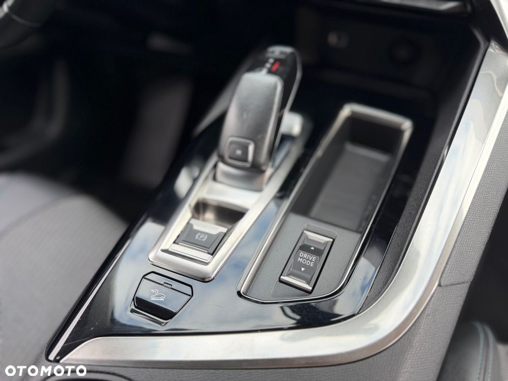 Peugeot 3008 BlueHDi 130 Stop & Start EAT8 Allure Pack - 37
