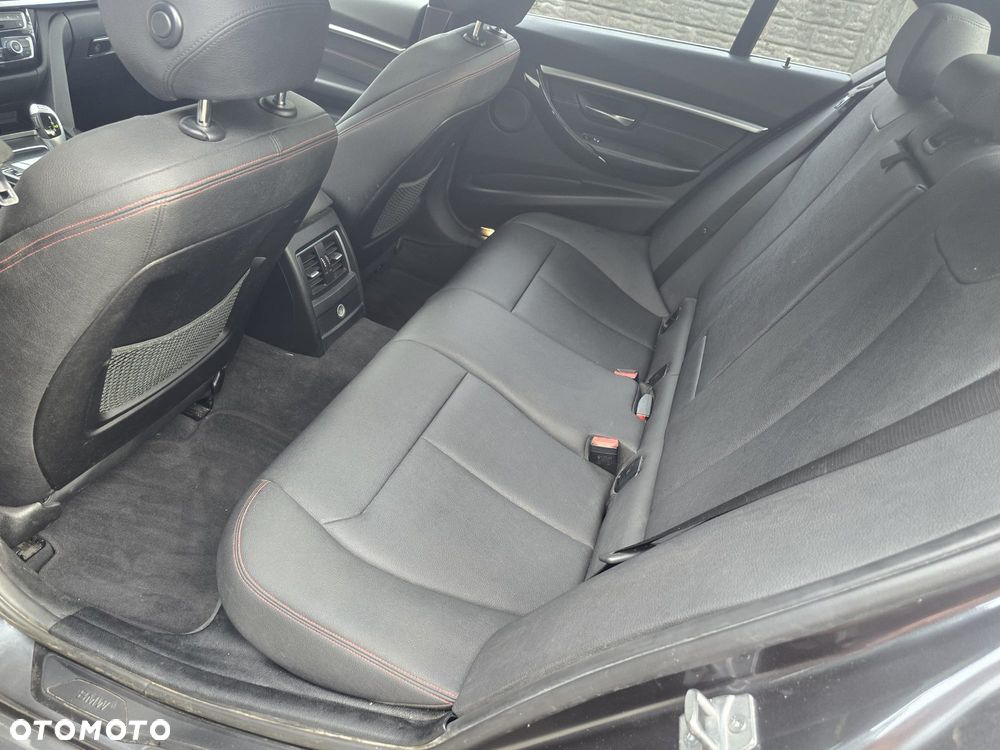 BMW Seria 3 330e iPerformance Sport Line - 7