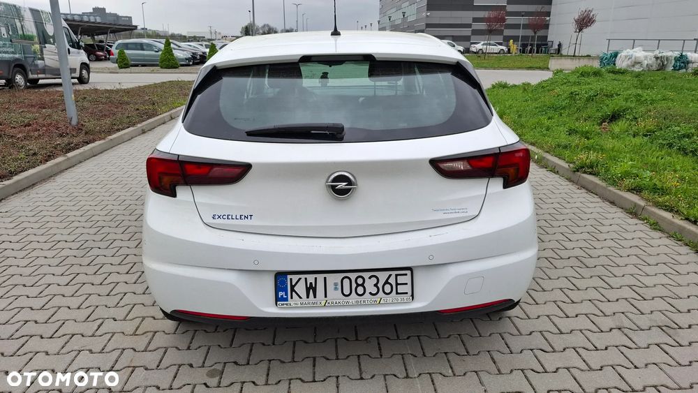 Opel Astra 1.2 T Edition S&S - 4