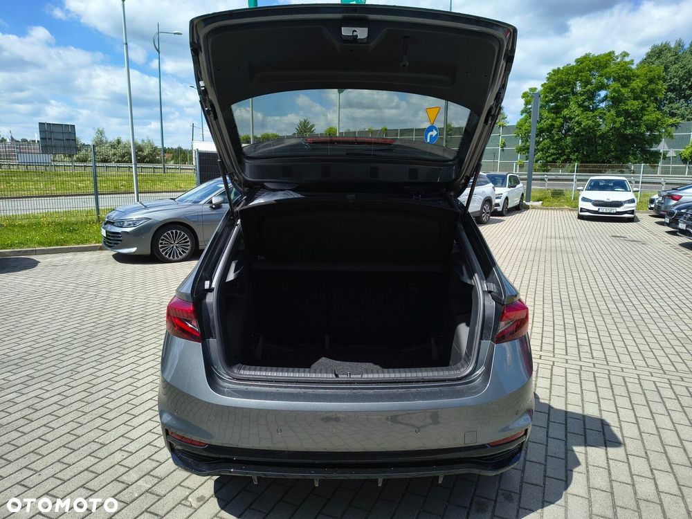 Skoda Fabia 1.5 TSI Monte Carlo DSG - 11