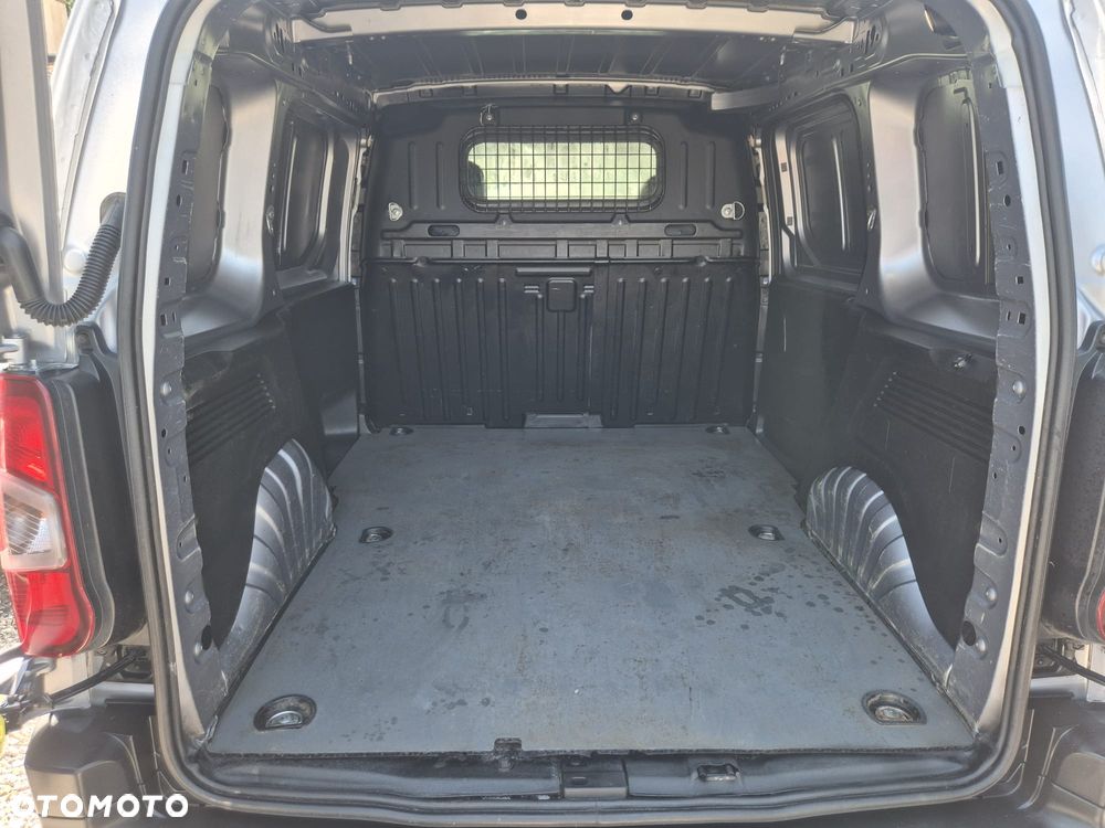 Opel COMBO - 40