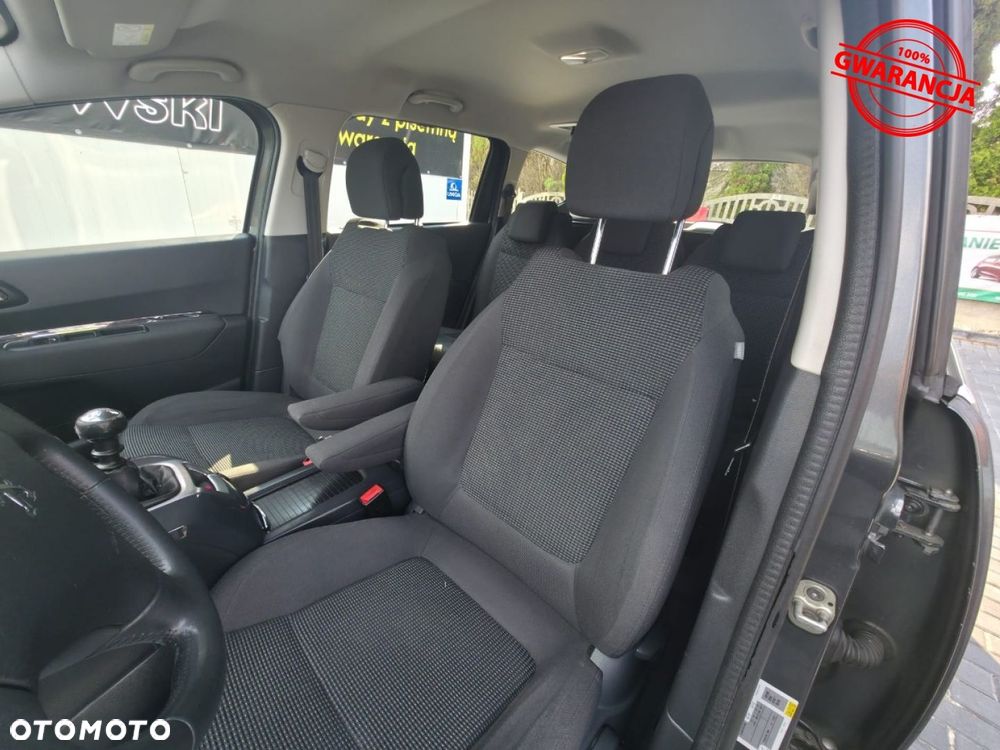 Peugeot 5008 - 19