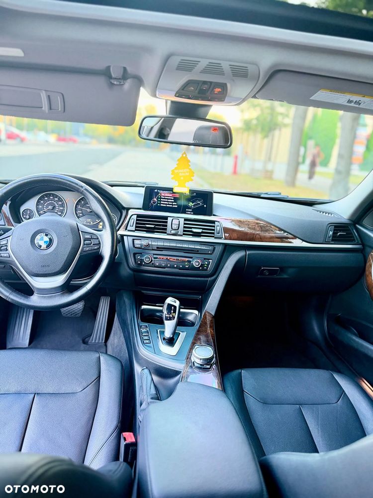 BMW Seria 3 328i - 10