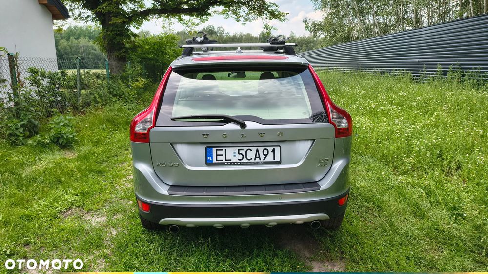 Volvo XC 60 D3 AWD Momentum - 4