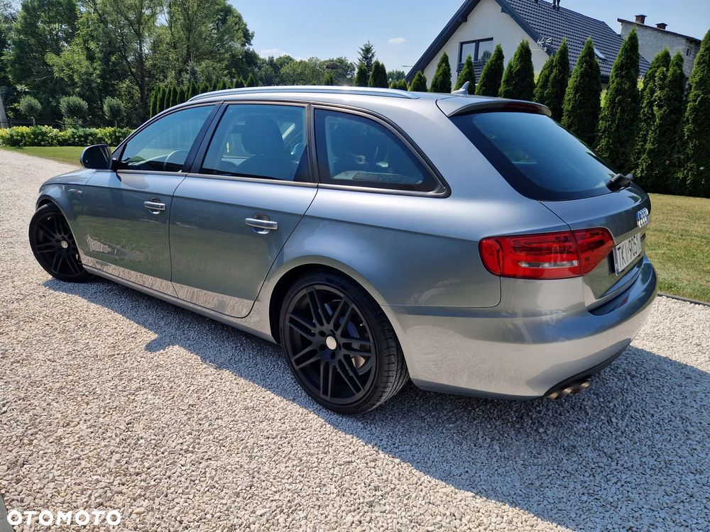 Audi A4 Avant 2.0 TDI DPF Ambiente - 32