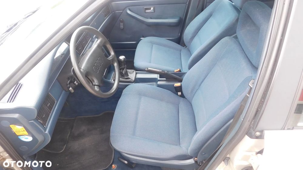 Audi 100 1.8 E - 27