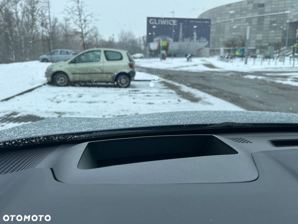 Nissan Qashqai 1.3 DIG-T MHEV N-Connecta Xtronic - 12