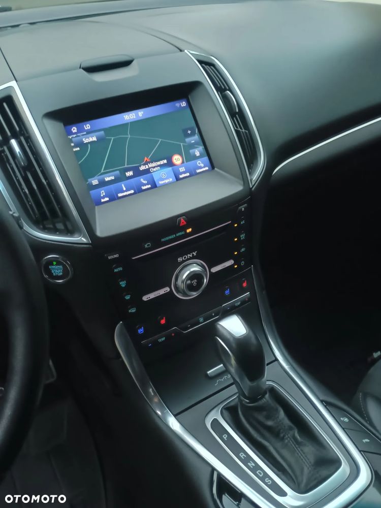 Ford Edge - 13