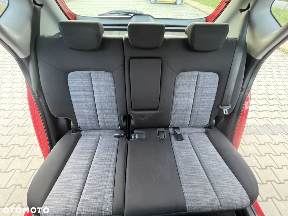Kia Venga 1.4 CVVT Attract - 10