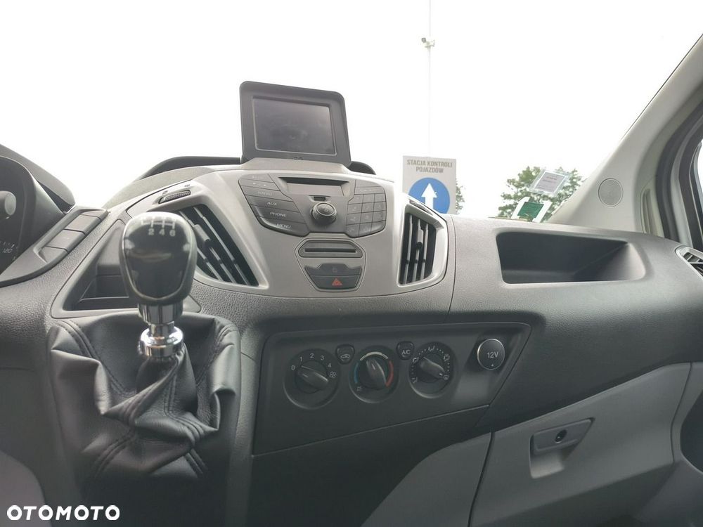 Ford Transit Custom - 10