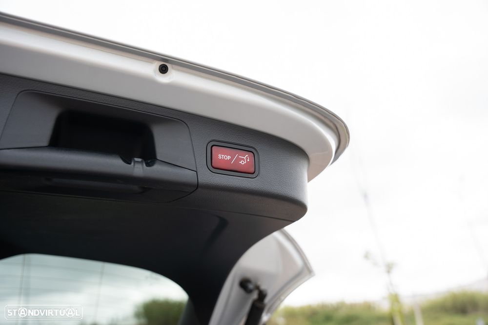 Mercedes-Benz EQA 250 - 23